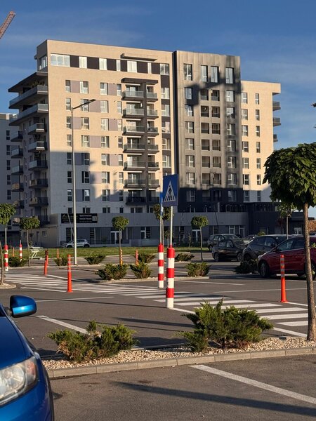 Berceni, Grand Arena, langa Kaufland si LIDL